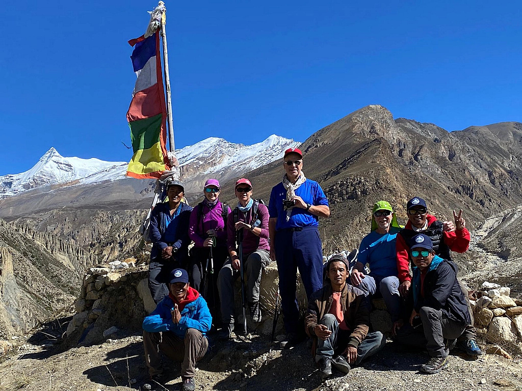 Himlung Himal 2023 team