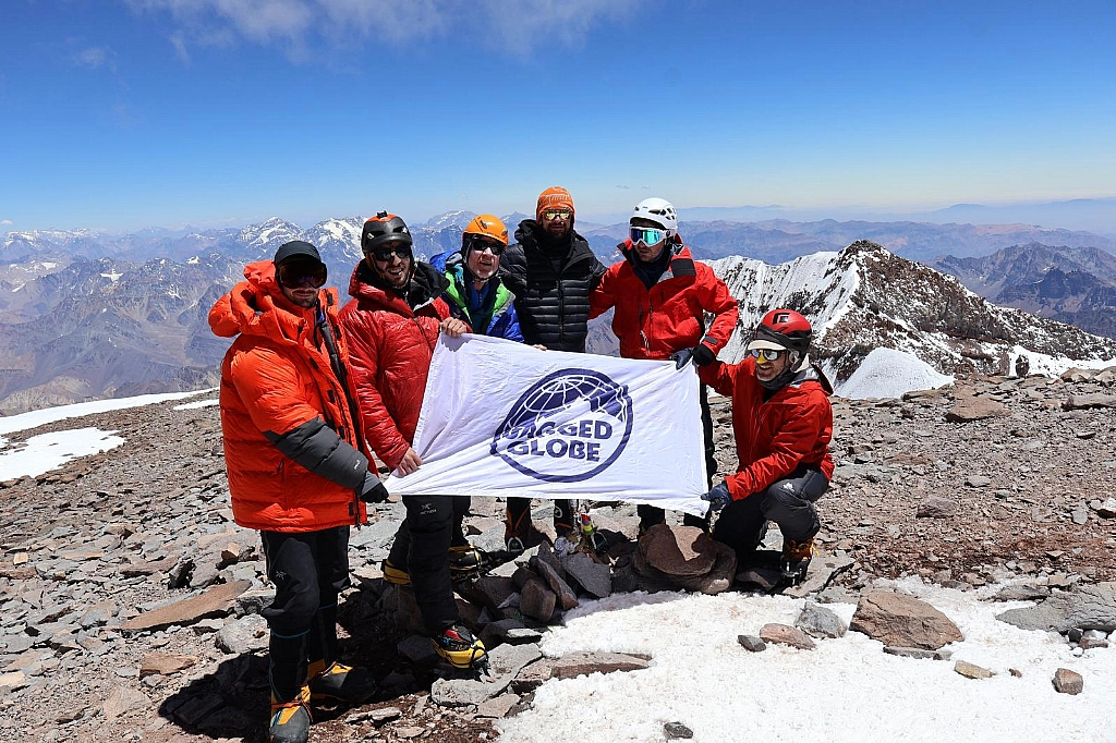 Aconcagua summit 4 January 2026
