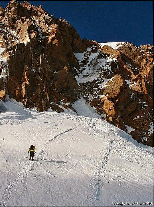 Approaching the summit ridge of the Dufourspitze