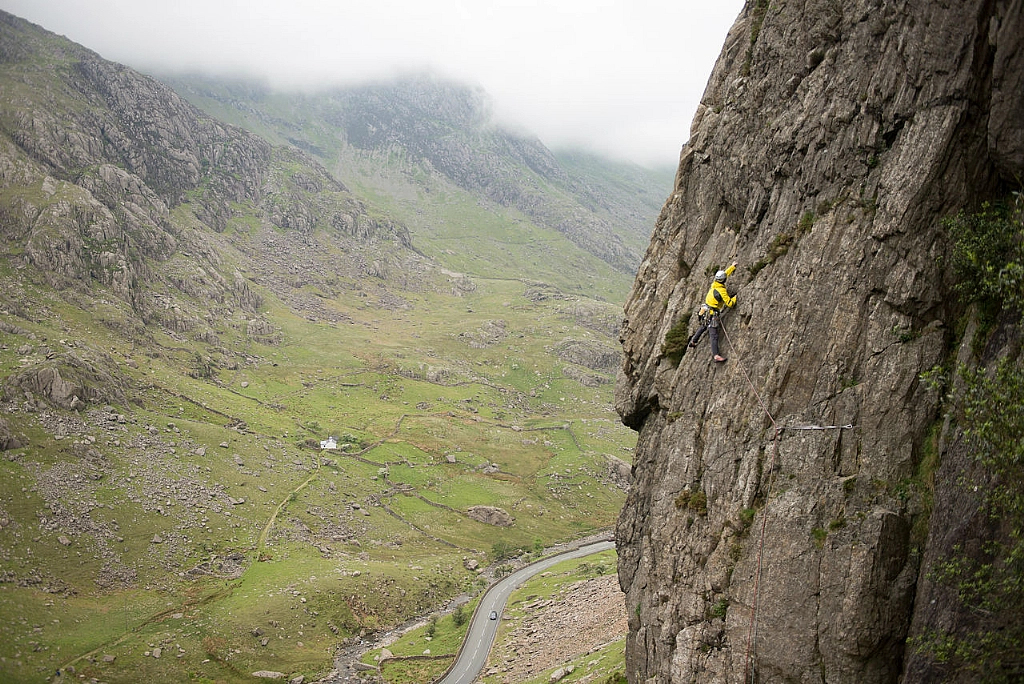 On the first pitch of Crackstone Rib, Llanberis Pass